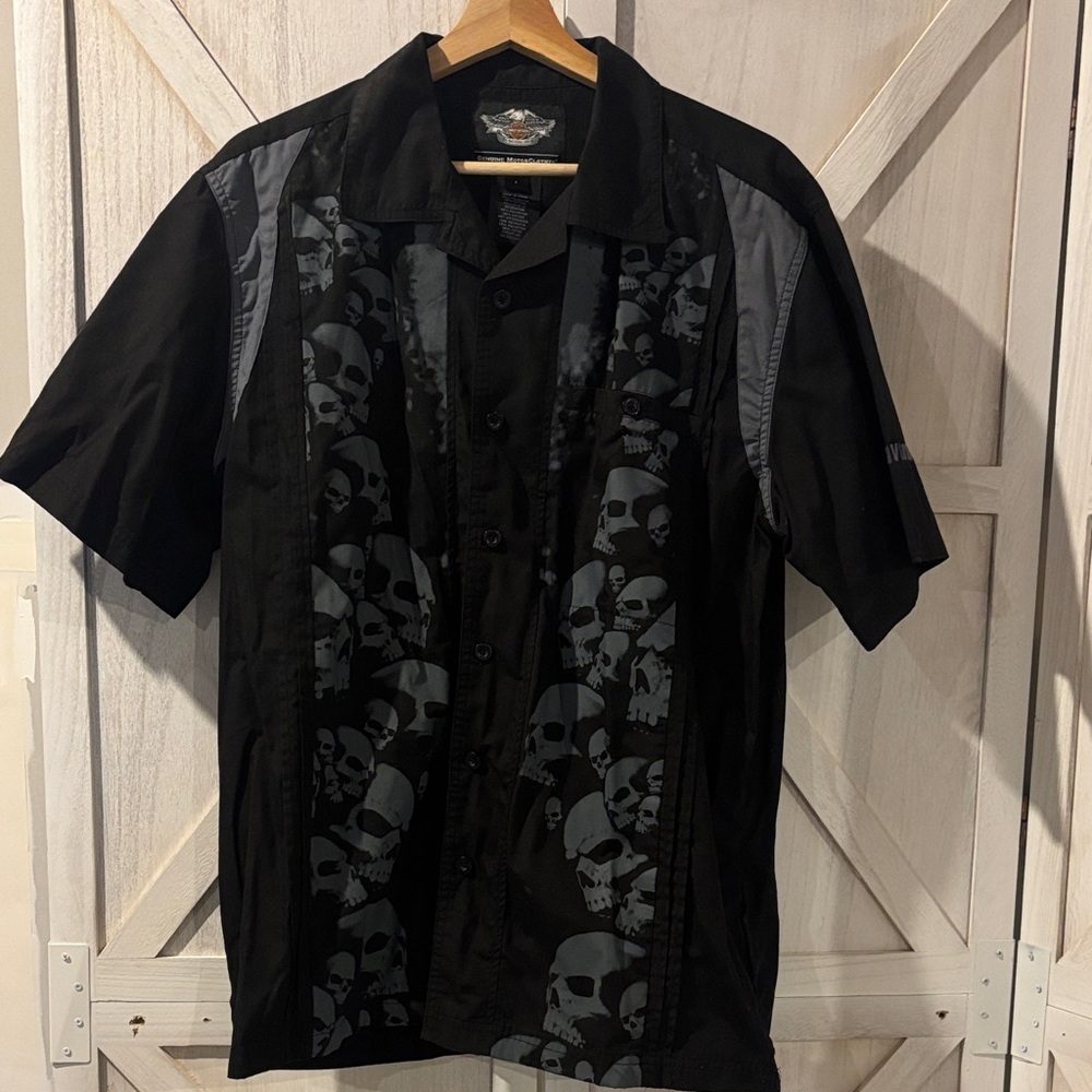 Harley-Davidson Black and Gray Skull Shirt Large